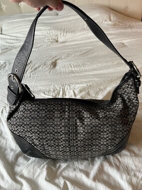 Coach Vintage Large Signature Soho Hobo Shoulder Bag 6385